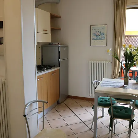 With Nicely Decorated Interior Near Garda Feriehus Lazise